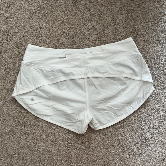 New lululemon shorts - Picture 2 of 5